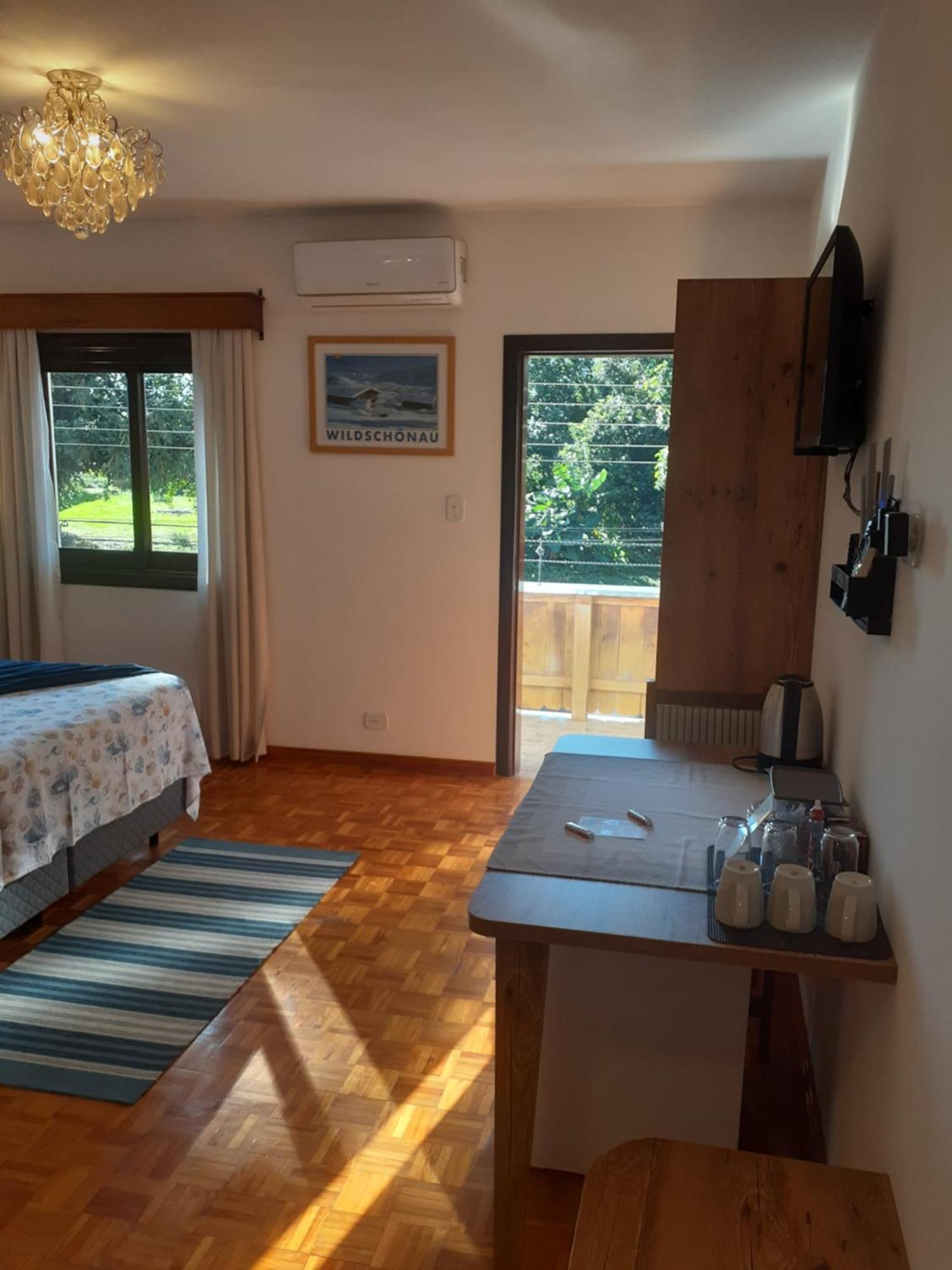 Hospedaria Dos Campanarios Treze Tílias Esterno foto